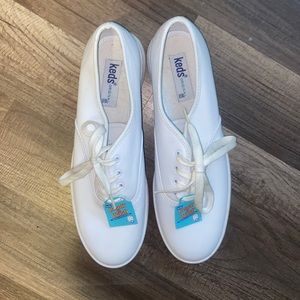 White leather keds